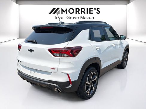 Used 2023 Chevrolet TrailBlazer RS w/ Sun and Liftgate Package AWD/4WD image 5