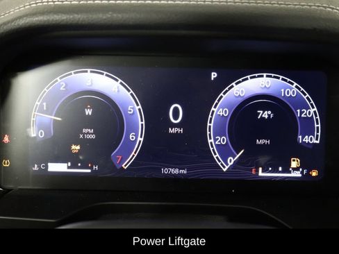 Used 2024 Jeep Grand Cherokee Limited w/ Luxury Tech Group II RWD image 11