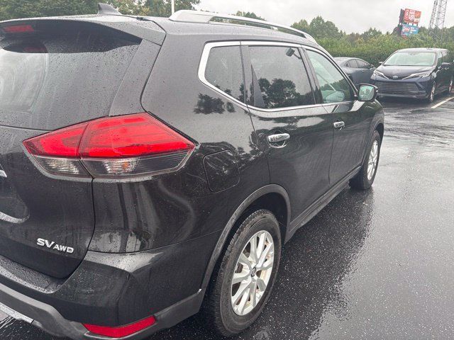 Used 2017 Nissan Rogue SV AWD/4WD image 8