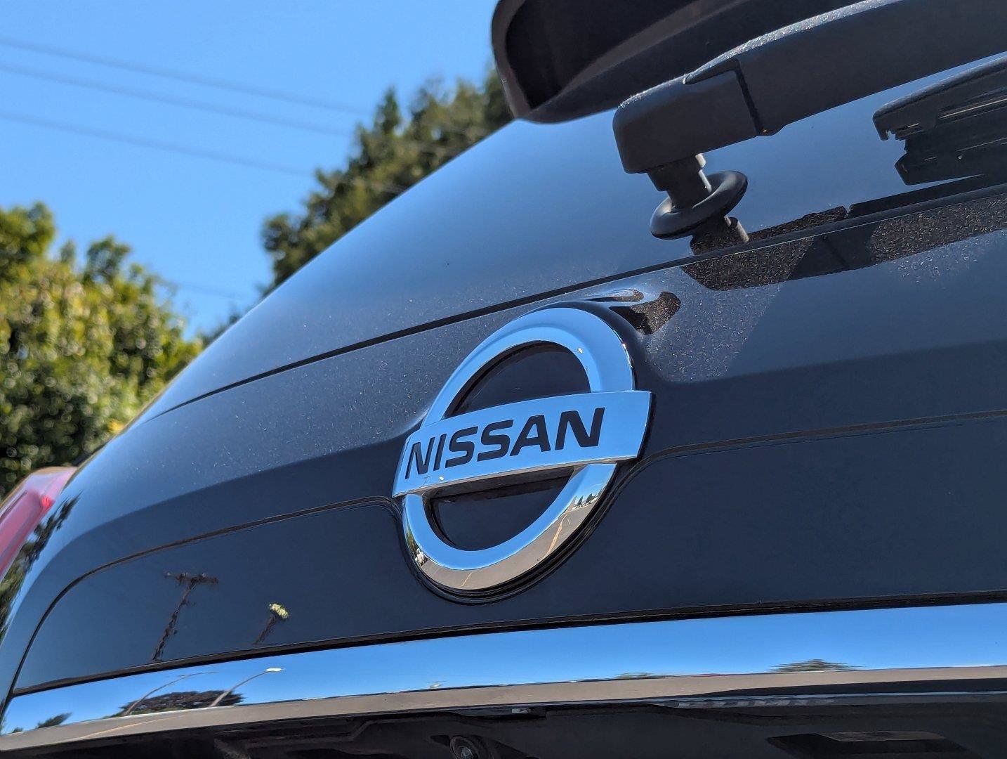 Used 2017 Nissan Rogue SL w/ SL Premium Package AWD/4WD image 34