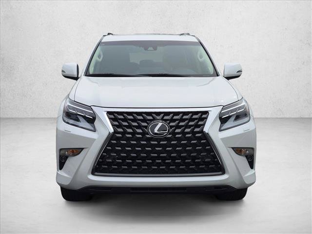 Certified 2022 Lexus GX 460 Luxury w/ Accessory Package AWD/4WD image 2
