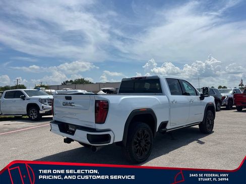 New 2026 GMC Sierra 2500 Denali Ultimate AWD/4WD image 7