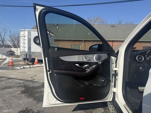 Used 2018 Mercedes-Benz GLC 43 AMG AMG GLC 43 image 13