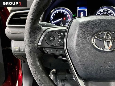 Certified 2018 Toyota Camry LE w/ Convenience Package FWD image 24