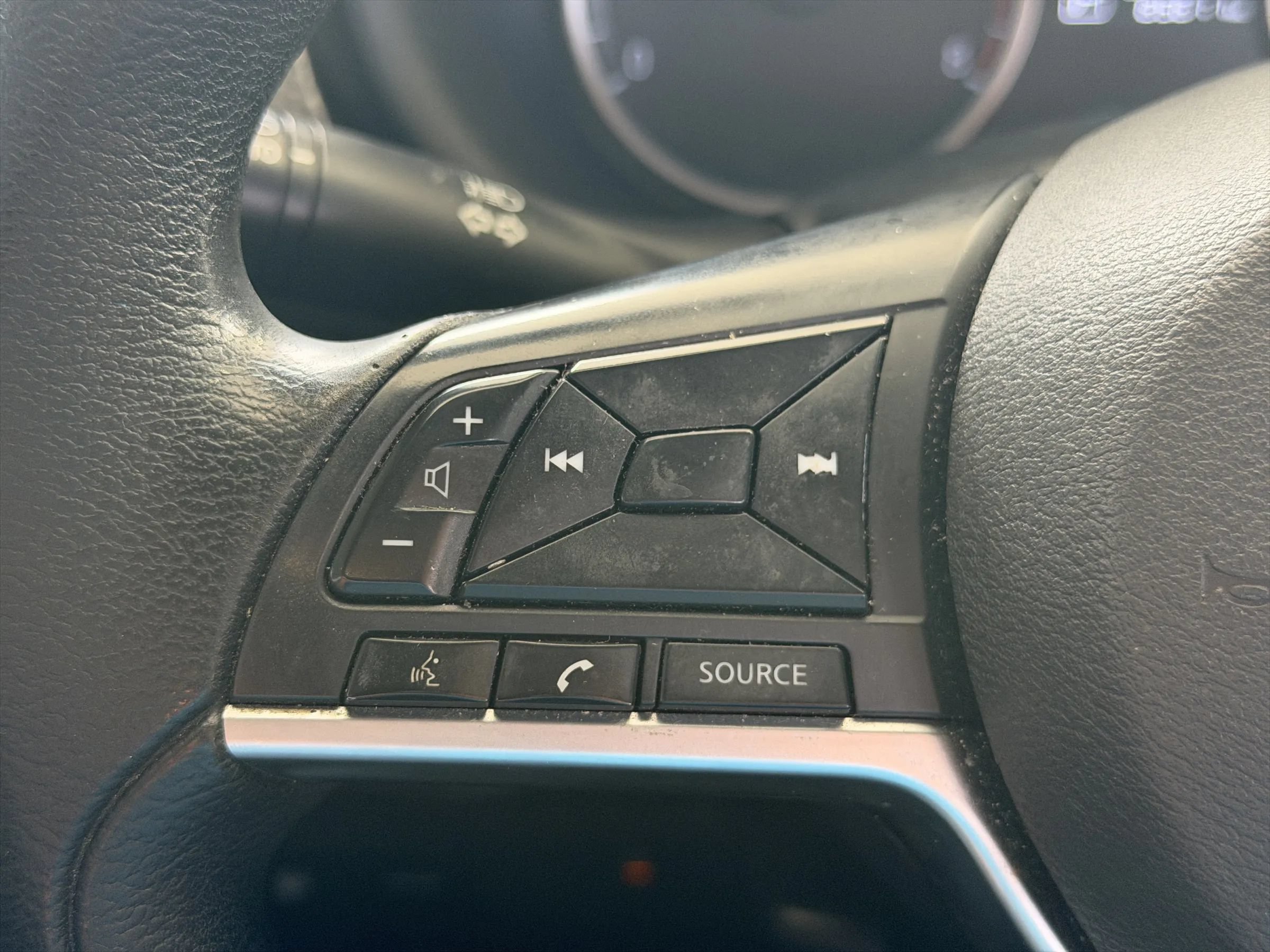 Used 2019 Nissan Kicks S FWD image 26