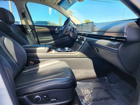 Used 2025 Genesis GV80 3.5T Advanced AWD/4WD image 9
