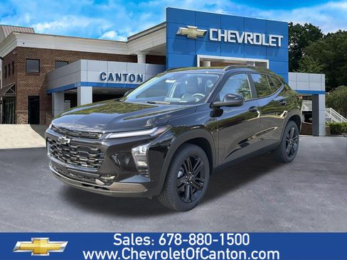 New 2026 Chevrolet Trax ACTIV w/ Driver Confidence Package FWD image 1