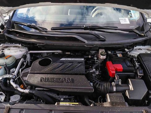 Used 2023 Nissan Rogue SV image 28