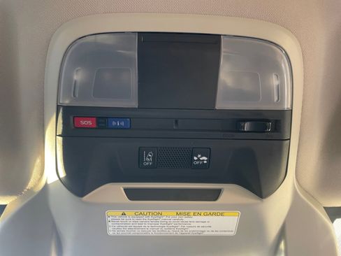 Used 2021 Subaru Crosstrek 2.0i Premium image 26