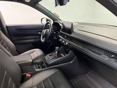 Used 2025 Honda CR-V Sport-L image 11