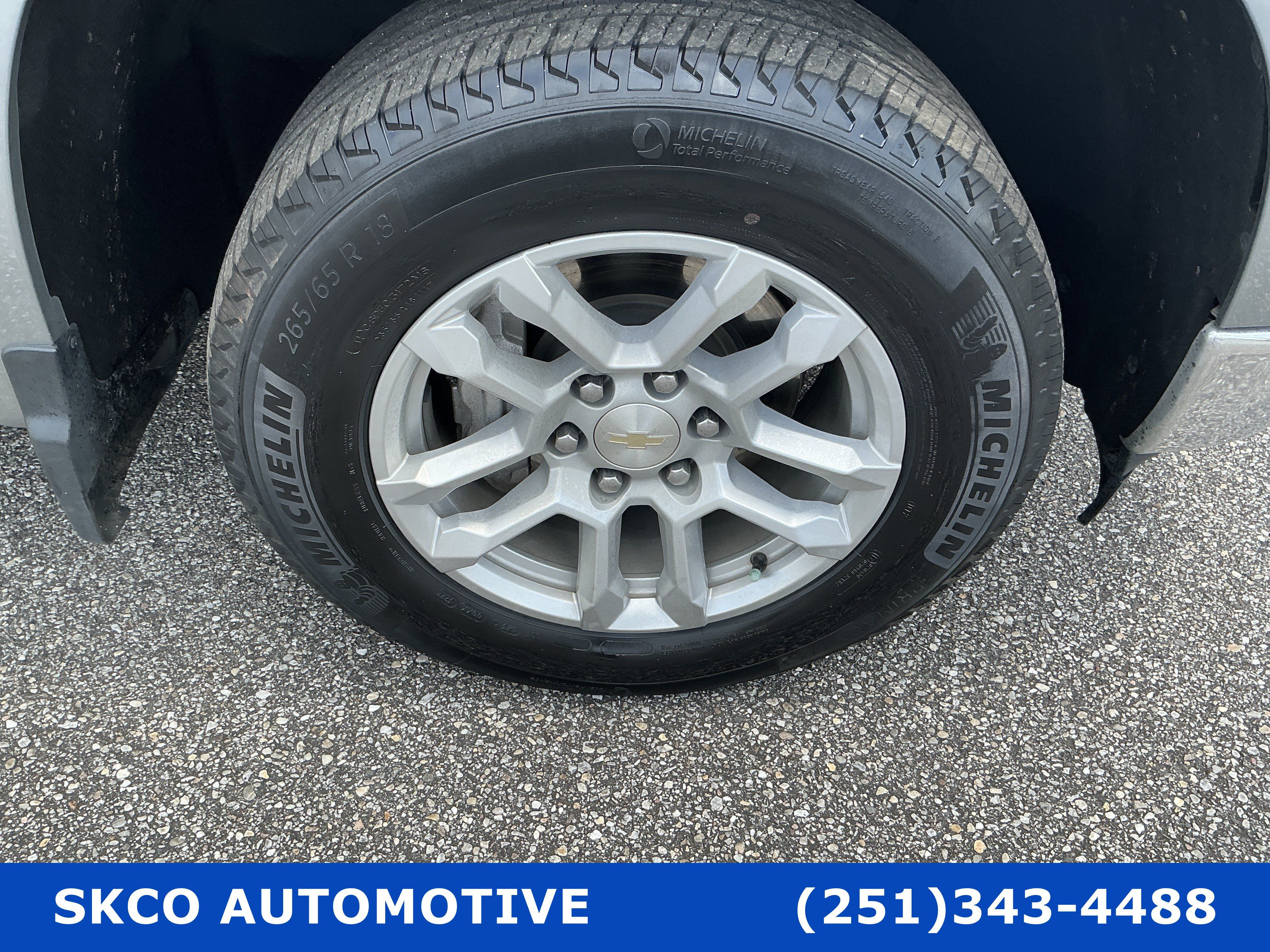 Used 2023 Chevrolet Silverado 1500 LT RWD image 9