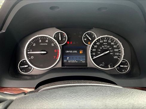 Used 2016 Toyota Tundra Limited w/ Limited Premium Package image 22