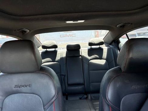 Used 2020 Hyundai Elantra Sport FWD image 10