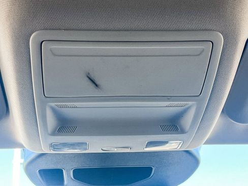 Used 2021 Ford Escape SE w/ SE Sport Appearance Package image 19