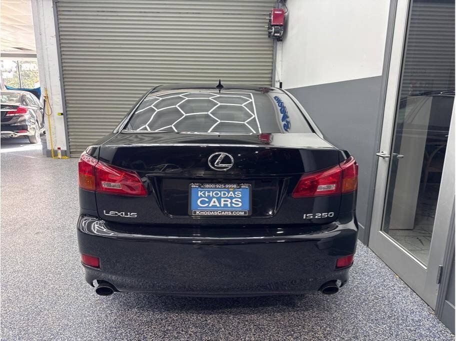 Used 2008 Lexus IS 250 RWD image 4