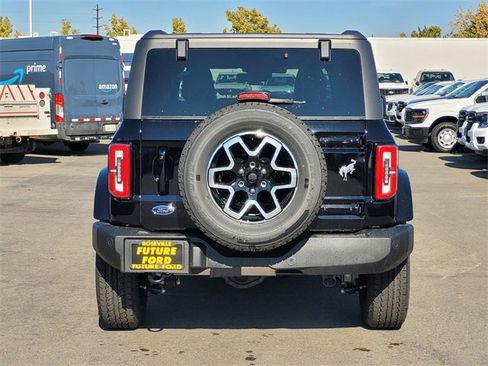 New 2025 Ford Bronco Outer Banks image 5