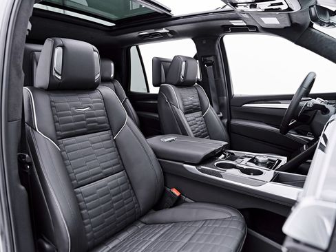 Used 2026 Cadillac Escalade V AWD/4WD image 48