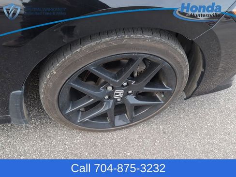 Used 2023 Honda Civic Sport image 9