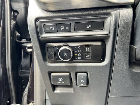 Used 2023 Ford F150 Lariat w/ Equipment Group 502A High AWD/4WD image 15