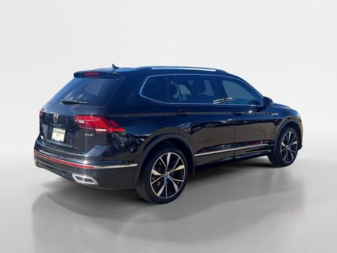 Used 2024 Volkswagen Tiguan SEL R-Line image 5