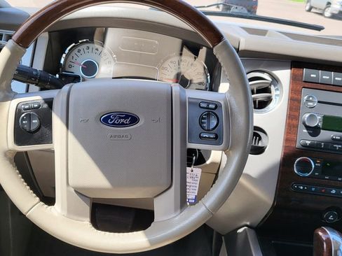 Used 2010 Ford Expedition Limited RWD image 34
