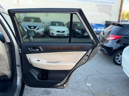 Used 2015 Subaru Outback 2.5i Limited AWD/4WD image 28