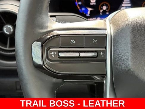 Used 2026 Chevrolet Colorado Trail Boss AWD/4WD image 20