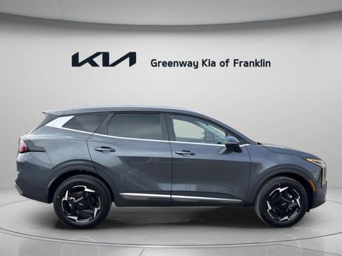 New 2026 Kia Sportage EX image 8
