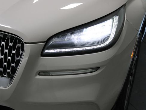 Used 2022 Lincoln Corsair FWD image 50