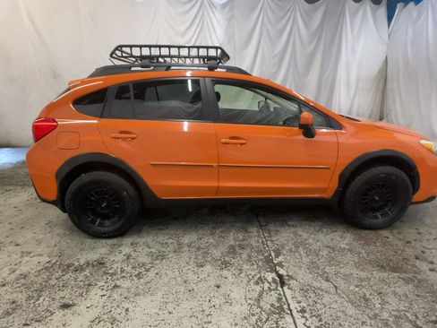 Used 2015 Subaru Crosstrek 2.0i Premium w/ Moonroof Package AWD/4WD image 6