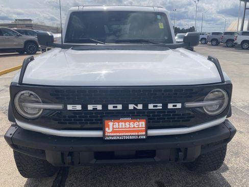 Used 2024 Ford Bronco Wildtrak AWD/4WD image 3