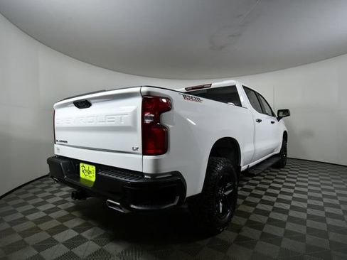 Used 2025 Chevrolet Silverado 1500 LT Trail Boss w/ Convenience Package II image 11
