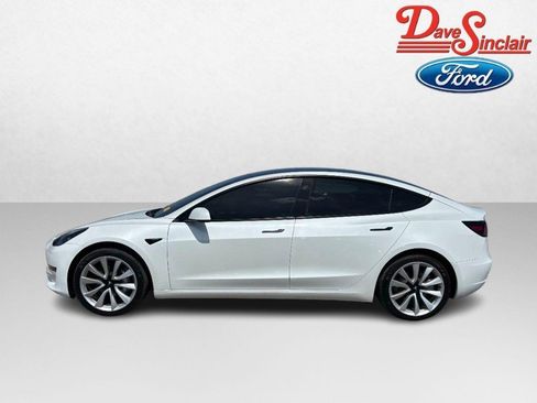 Used 2023 Tesla Model 3 Standard Range image 10