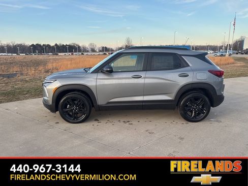 New 2026 Chevrolet TrailBlazer LT w/ Midnight Edition AWD/4WD image 6