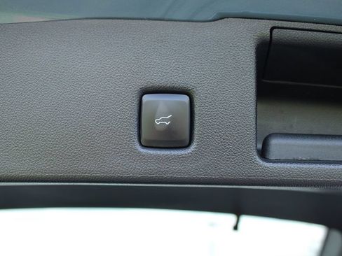 Used 2024 Ford Escape ST-Line w/ Tech Pack #1 AWD/4WD image 14