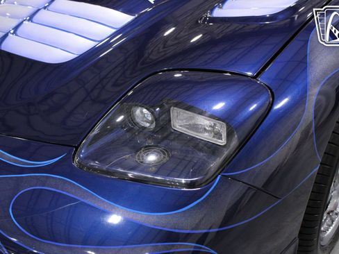 Used 2000 Chevrolet Corvette Coupe image 40