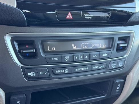 Certified 2018 Honda Pilot EX-L image 15