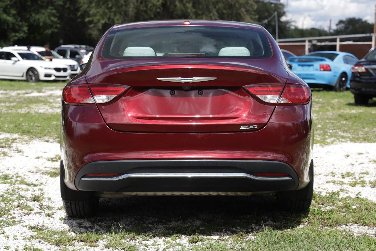 Used 2015 Chrysler 200 Limited w/ Convenience Group FWD image 7