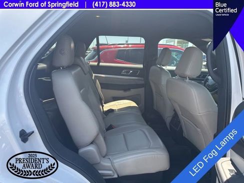 Used 2019 Ford Explorer XLT w/ Equipment Group 202A AWD/4WD image 18