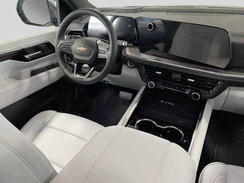 New 2026 Chevrolet Suburban Premier w/ Sun And Tow Package image 12