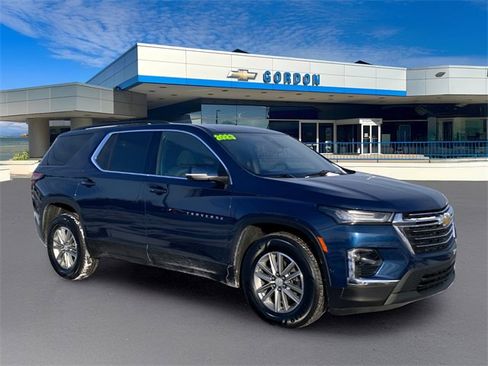 Used 2023 Chevrolet Traverse LT image 6