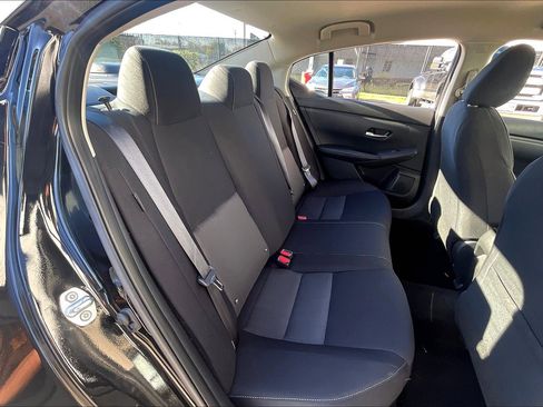 Used 2023 Nissan Sentra SV FWD image 31