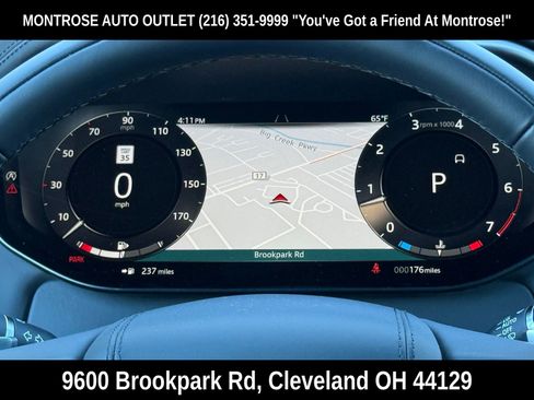 New 2025 Land Rover Range Rover Sport SE image 29