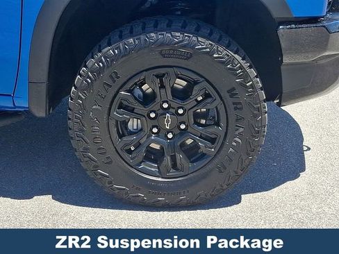 Used 2022 Chevrolet Silverado 1500 ZR2 w/ Technology Package AWD/4WD image 10
