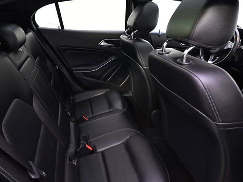 Used 2019 Mercedes-Benz GLA 250 GLA 250 image 12