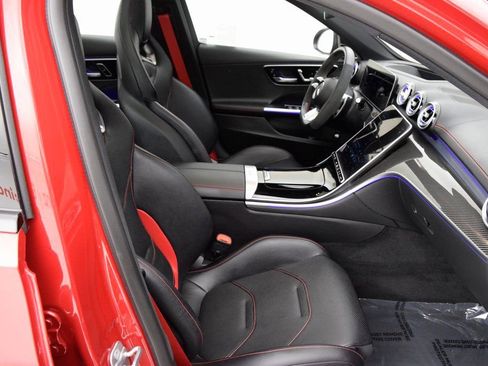 Used 2025 Mercedes-Benz C 43 AMG 4MATIC Sedan image 16
