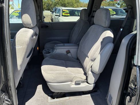 Used 2001 Ford Windstar SE Sport FWD image 4