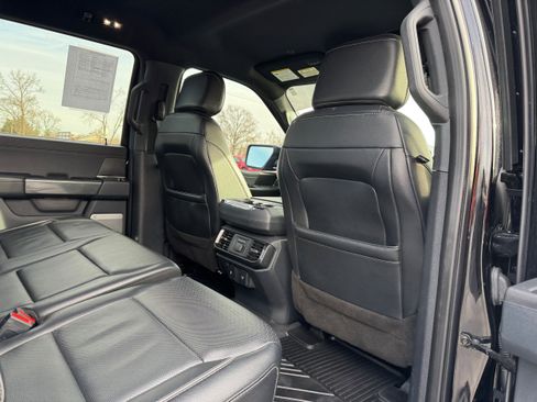 Used 2022 Ford F150 Lariat w/ Equipment Group 502A High image 15