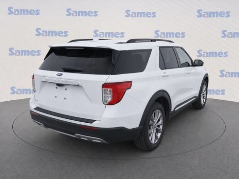 Used 2022 Ford Explorer XLT w/ Equipment Group 202A RWD image 3