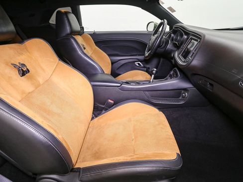 Used 2021 Dodge Challenger R/T Scat Pack w/ Plus Package image 18